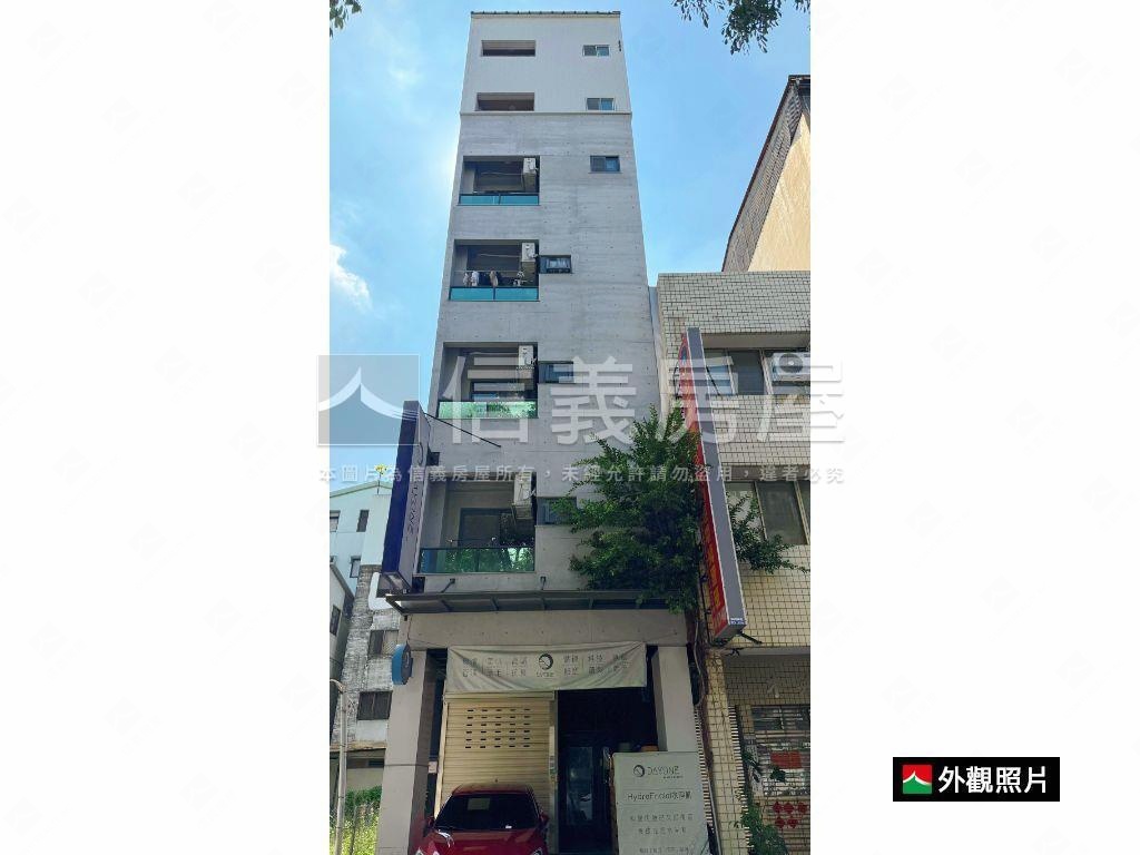 ５年電梯店套年收２７０萬房屋室內格局與周邊環境