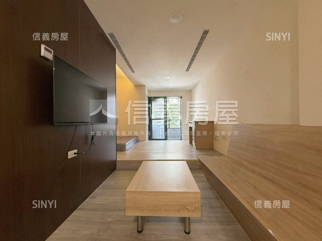 ５年電梯店套年收２７０萬房屋室內格局與周邊環境