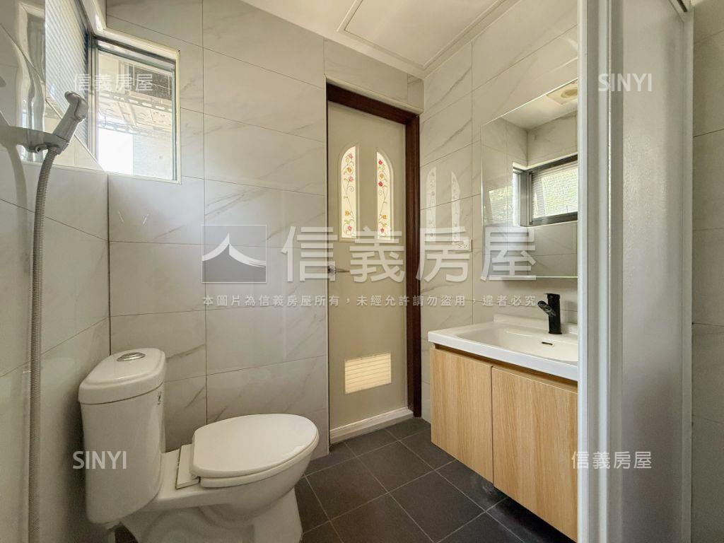 ５年電梯店套年收２７０萬房屋室內格局與周邊環境