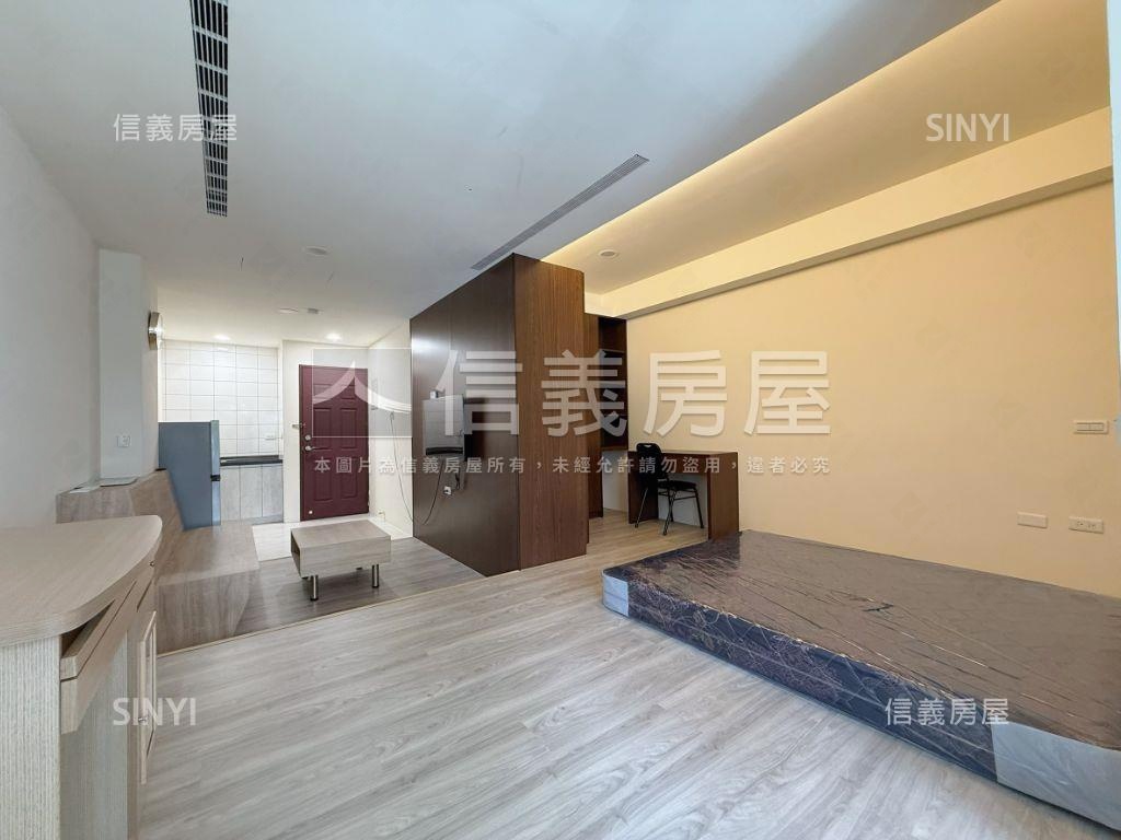 ５年電梯店套年收２７０萬房屋室內格局與周邊環境