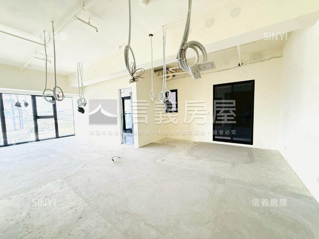 雙橡園２２７９帝王樓中樓房屋室內格局與周邊環境