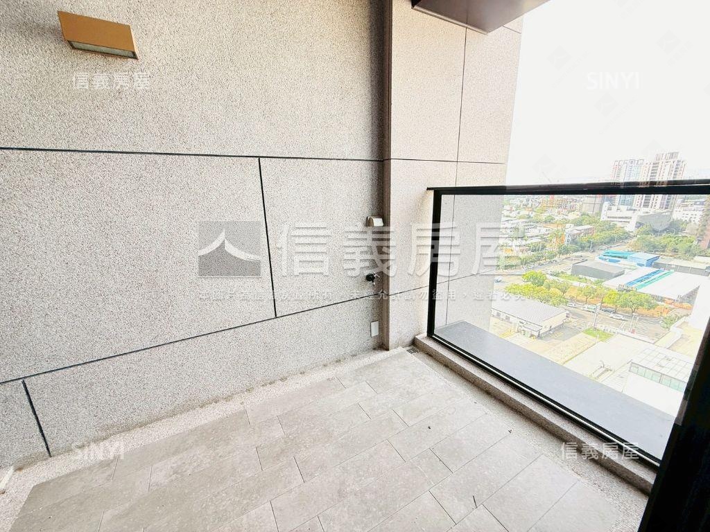 雙橡園２２７９帝王樓中樓房屋室內格局與周邊環境