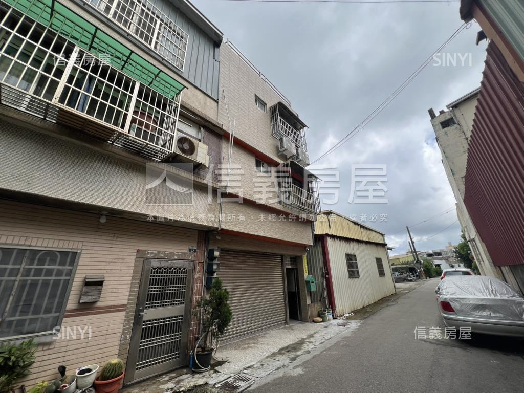 近藍色公路收租邊間透房屋室內格局與周邊環境