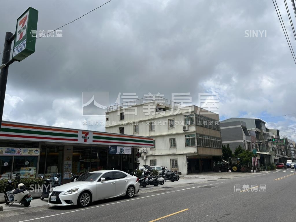 近藍色公路收租邊間透房屋室內格局與周邊環境