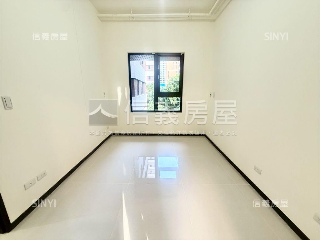 文心念念綠意明亮大３房房屋室內格局與周邊環境