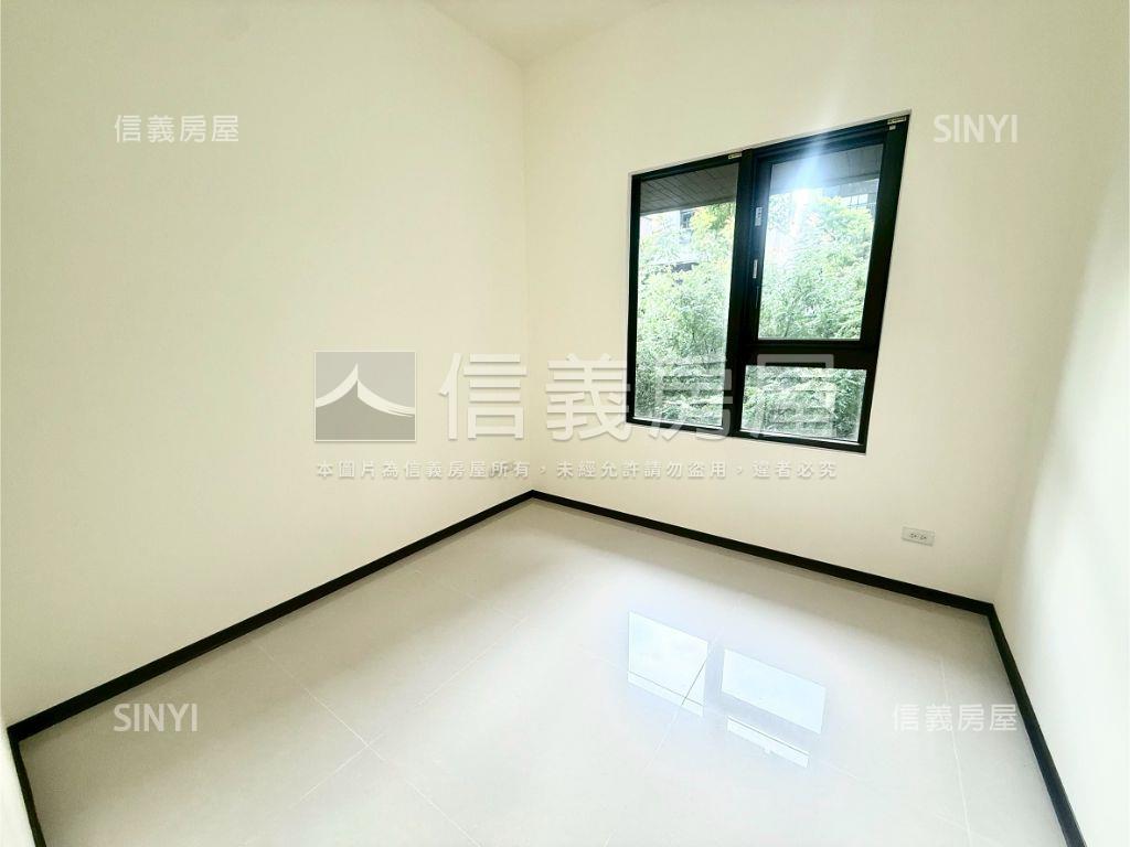 文心念念綠意明亮大３房房屋室內格局與周邊環境