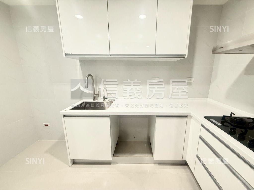 文心念念綠意明亮大３房房屋室內格局與周邊環境
