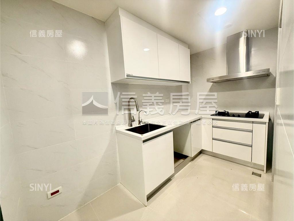 文心念念綠意明亮大３房房屋室內格局與周邊環境
