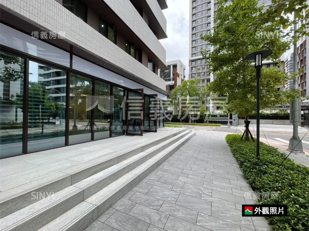 文心念念綠意明亮大３房房屋室內格局與周邊環境