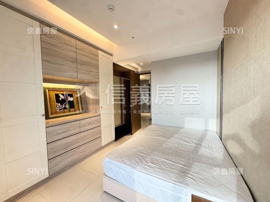 晶麒稀有三房車位露臺戶房屋室內格局與周邊環境