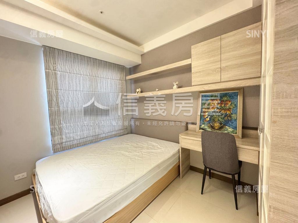 晶麒稀有三房車位露臺戶房屋室內格局與周邊環境