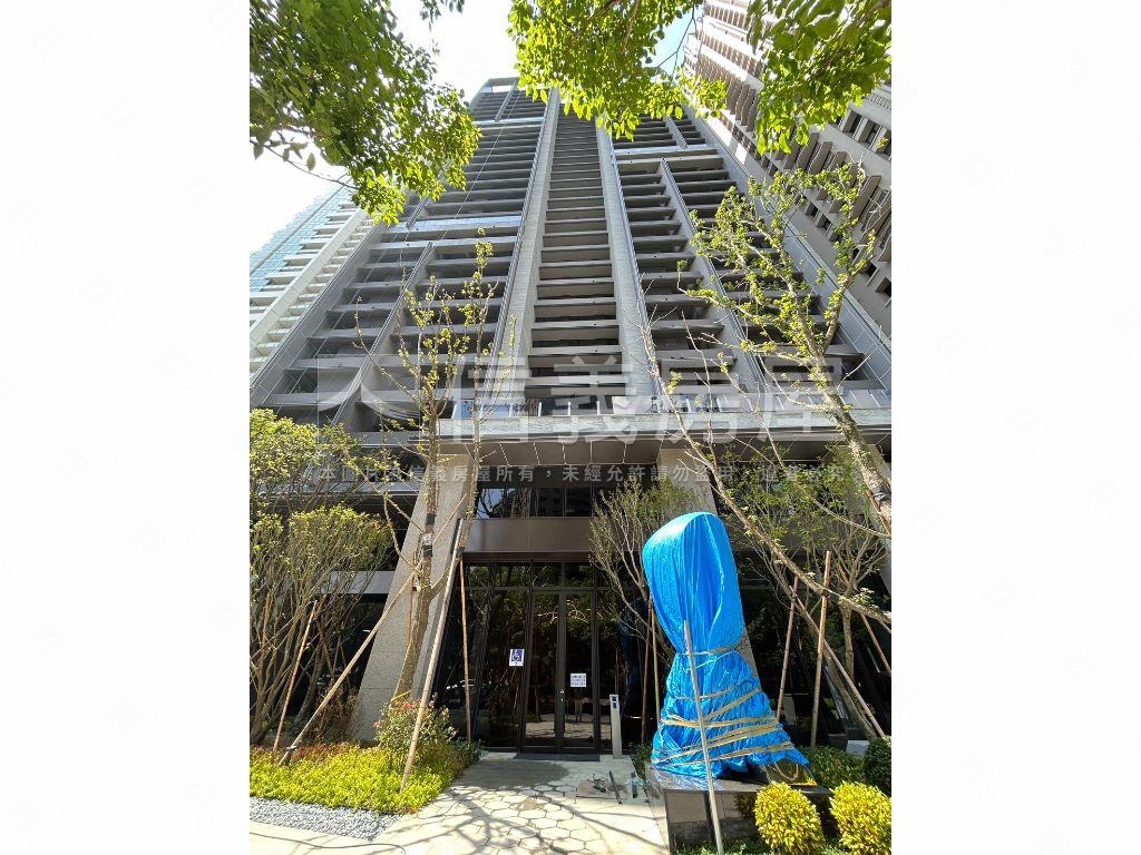 黃金市政路｜市政景觀平車房屋室內格局與周邊環境