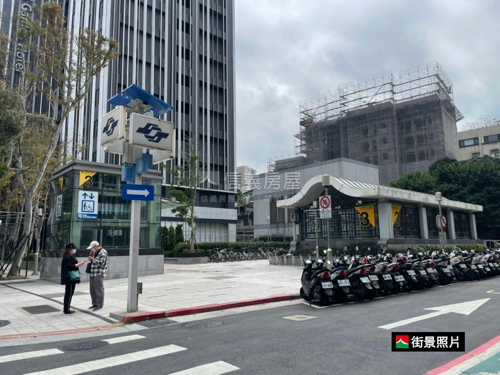 忠孝新生｜低總三房華廈房屋室內格局與周邊環境
