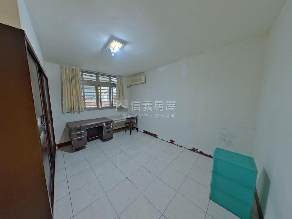 頂埔站稀有１＋２樓可店住房屋室內格局與周邊環境