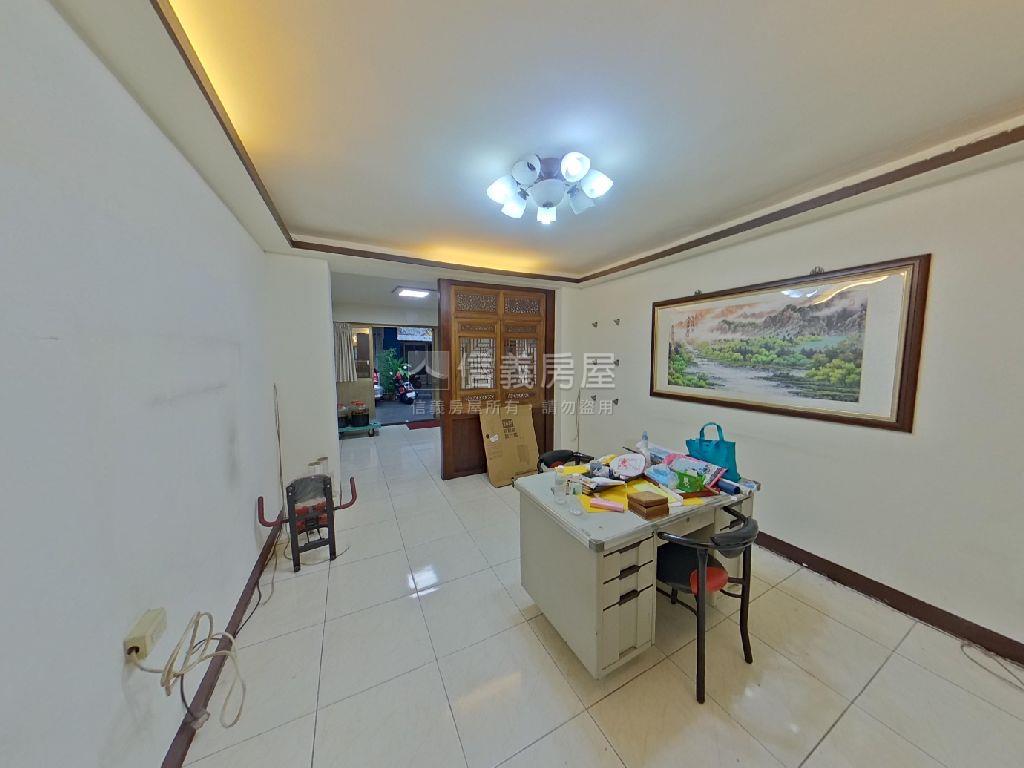 頂埔站稀有１＋２樓可店住房屋室內格局與周邊環境