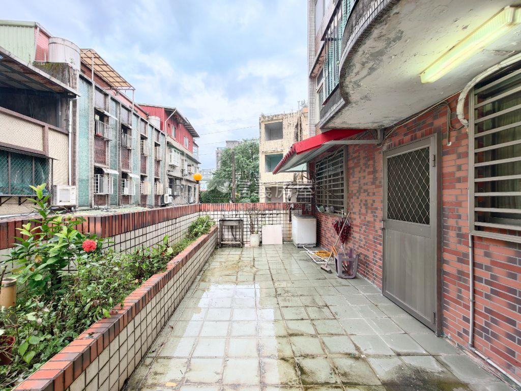 頂埔站稀有１＋２樓可店住房屋室內格局與周邊環境