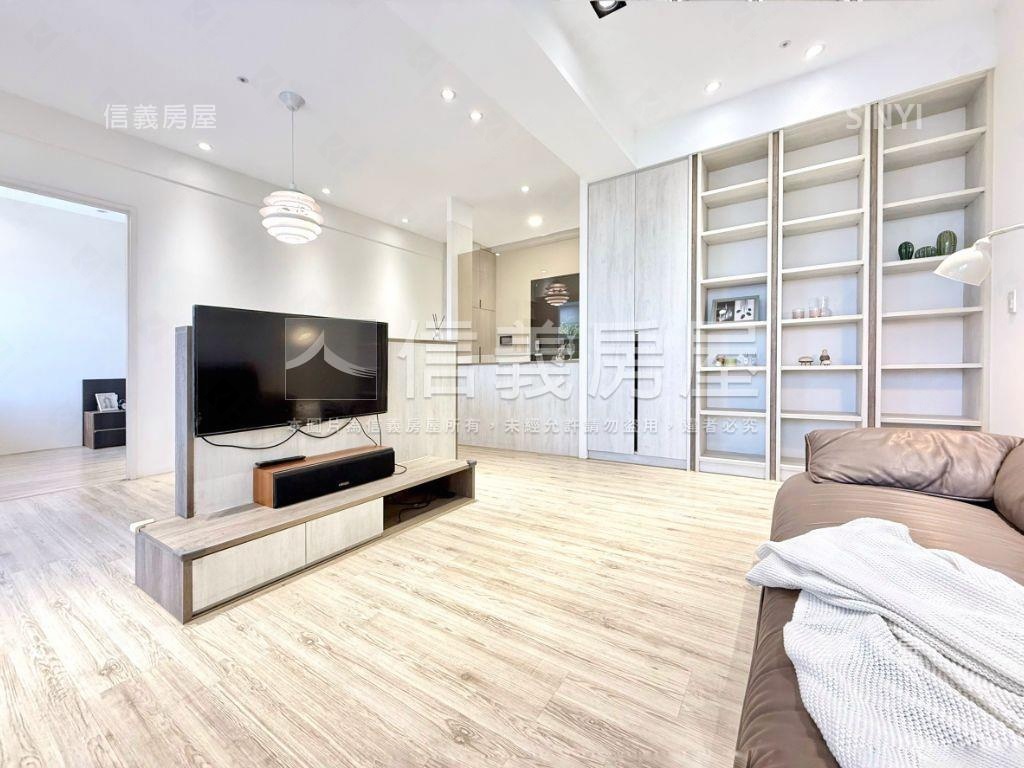 專任國賓大悅裝潢視野美屋房屋室內格局與周邊環境