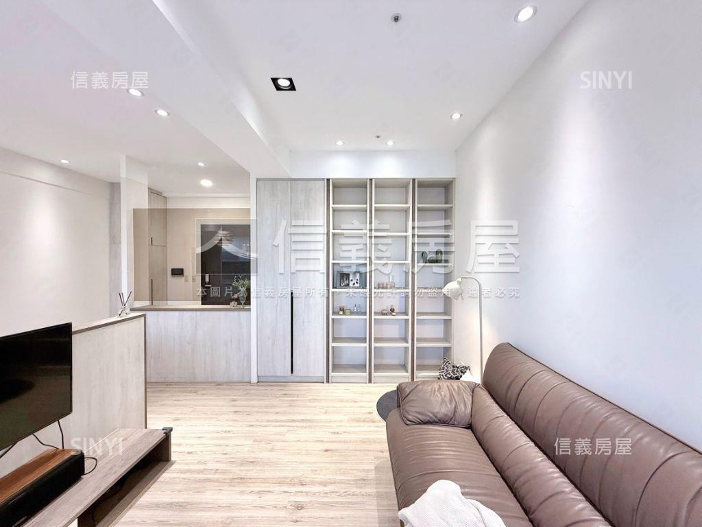 專任國賓大悅裝潢視野美屋房屋室內格局與周邊環境