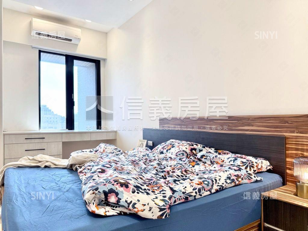 專任國賓大悅裝潢視野美屋房屋室內格局與周邊環境