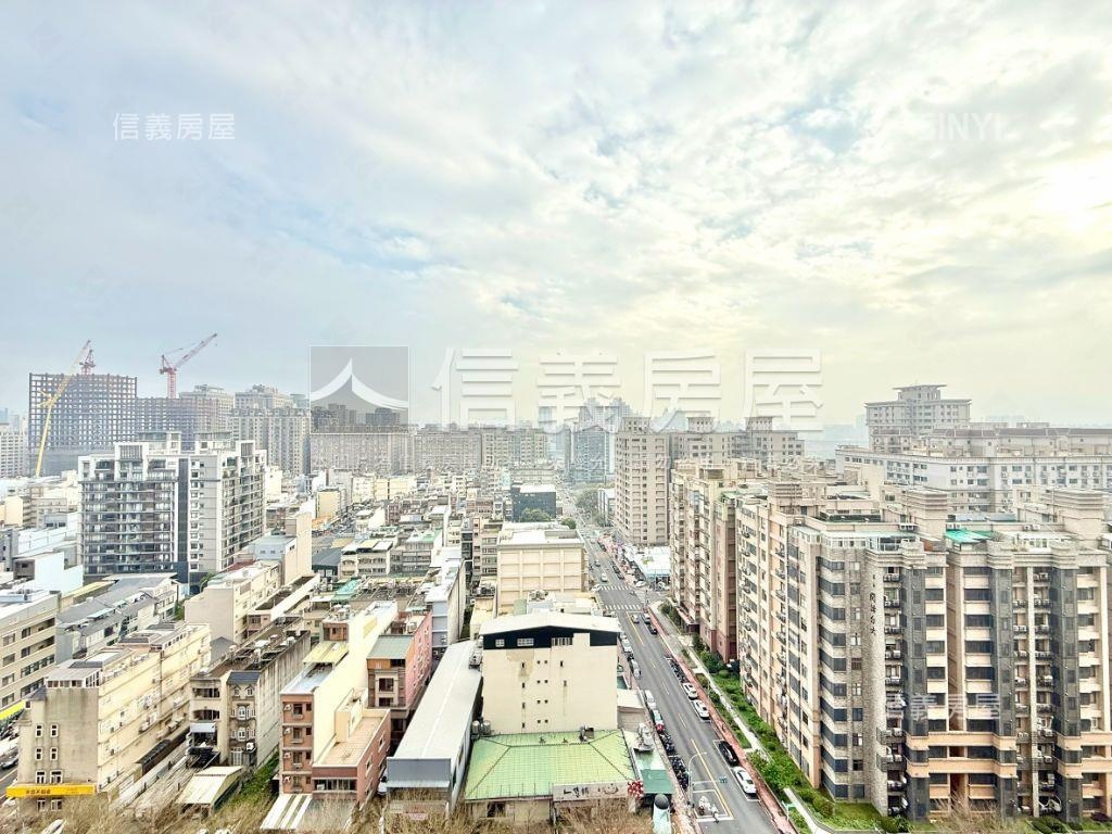 專任國賓大悅裝潢視野美屋房屋室內格局與周邊環境