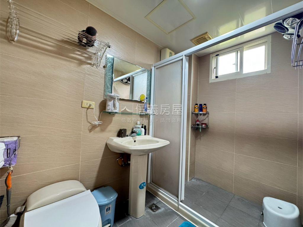 面山景低總價電梯房屋室內格局與周邊環境
