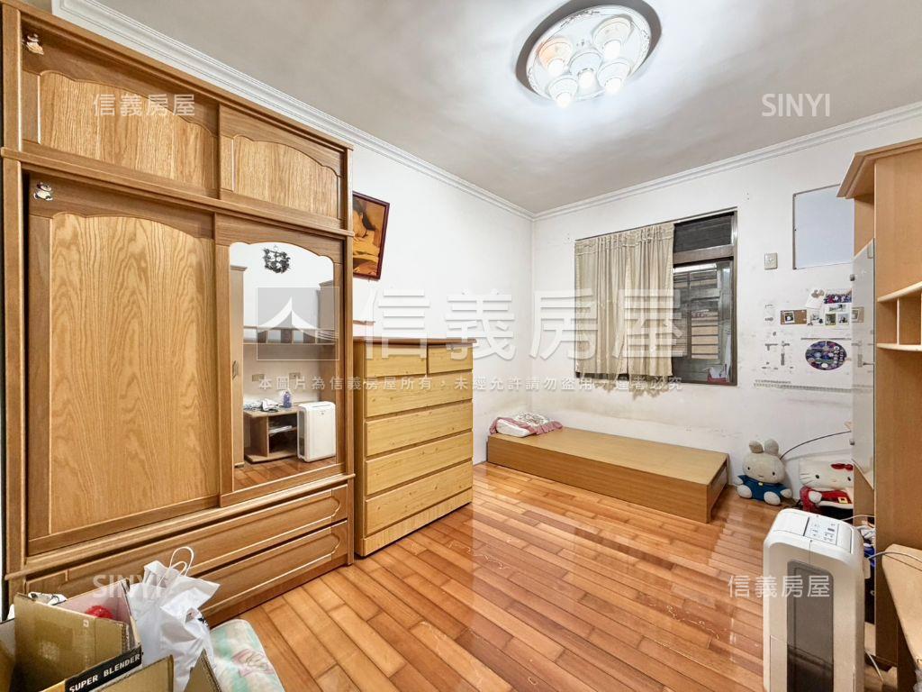 四號公園．稀有一樓房屋室內格局與周邊環境