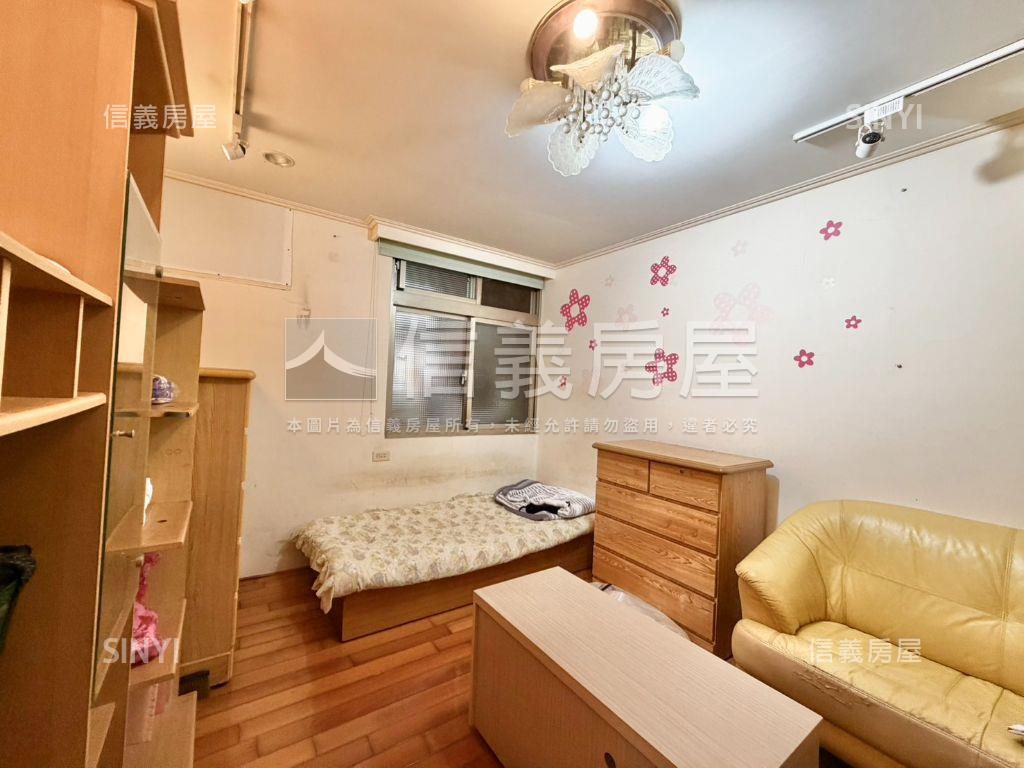 四號公園．稀有一樓房屋室內格局與周邊環境