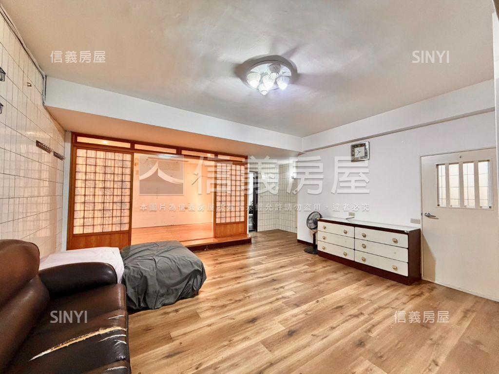 四號公園．稀有一樓房屋室內格局與周邊環境