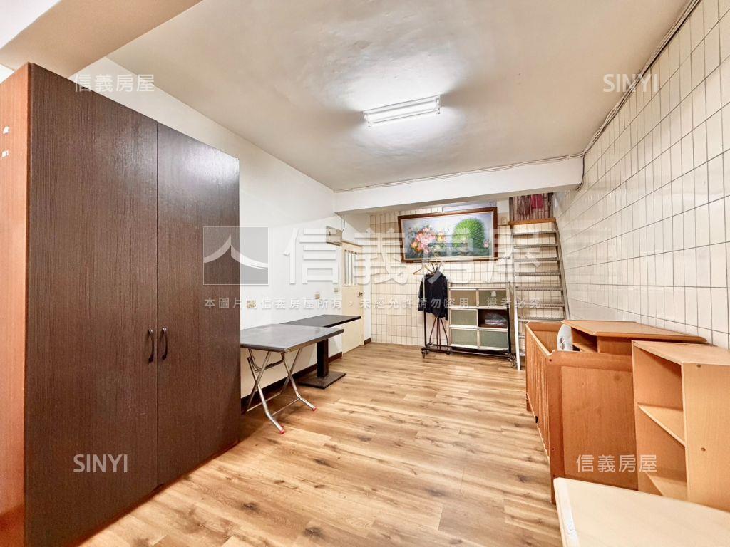 四號公園．稀有一樓房屋室內格局與周邊環境