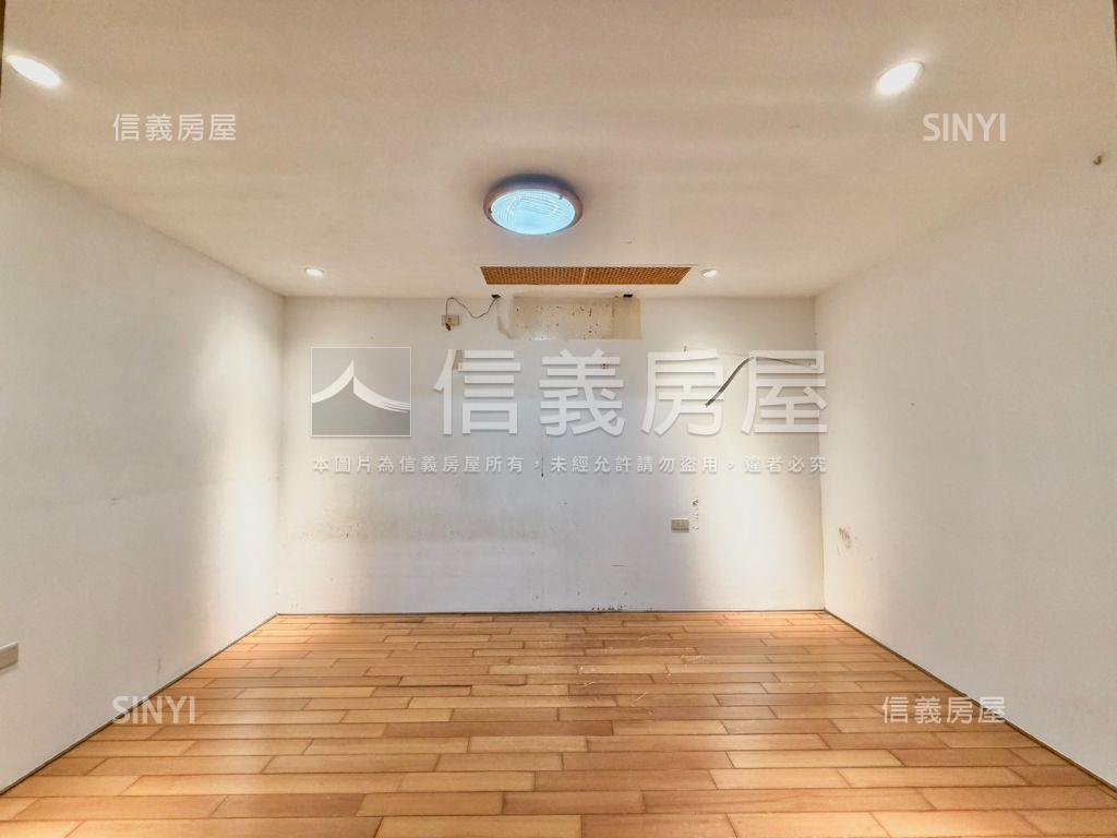 四號公園．稀有一樓房屋室內格局與周邊環境