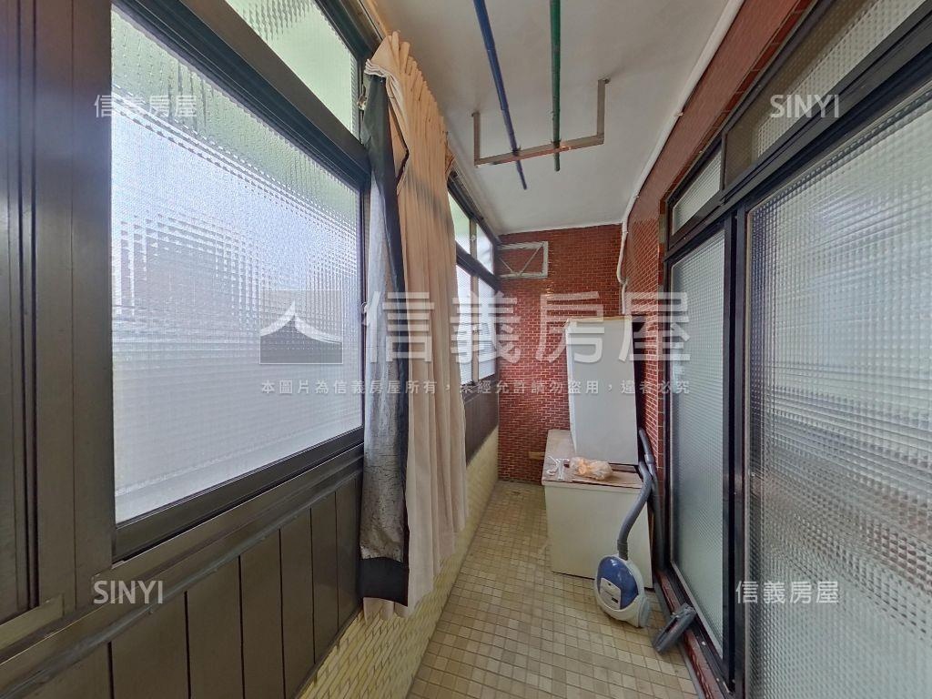 萬華電梯四房大空間房屋室內格局與周邊環境