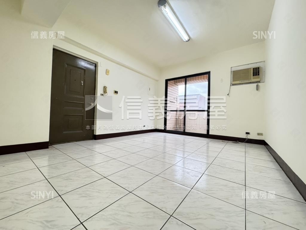 世紀三星稀有釋出三房車位房屋室內格局與周邊環境