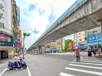 內湖捷運－三房雅寓