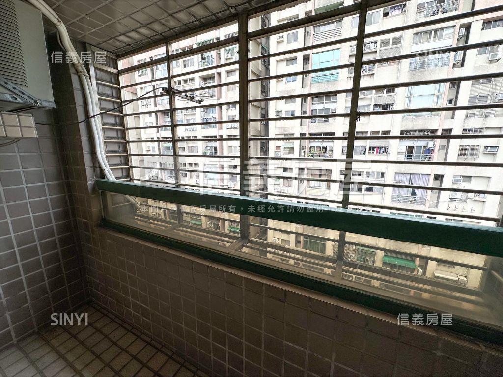 琉森湖高樓三房車位房屋室內格局與周邊環境
