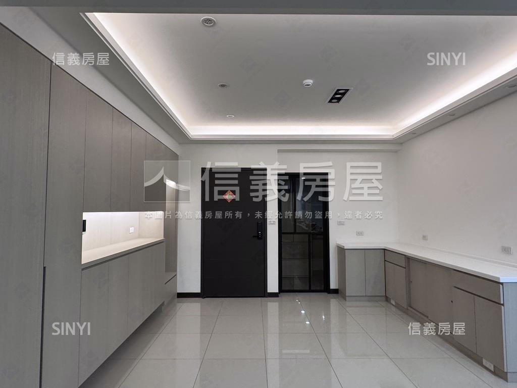 高鐵旁高檔裝潢三房平車房屋室內格局與周邊環境