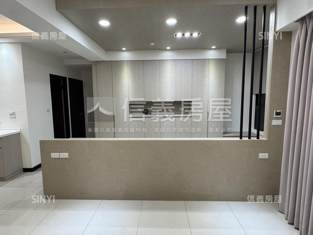 高鐵旁高檔裝潢三房平車房屋室內格局與周邊環境