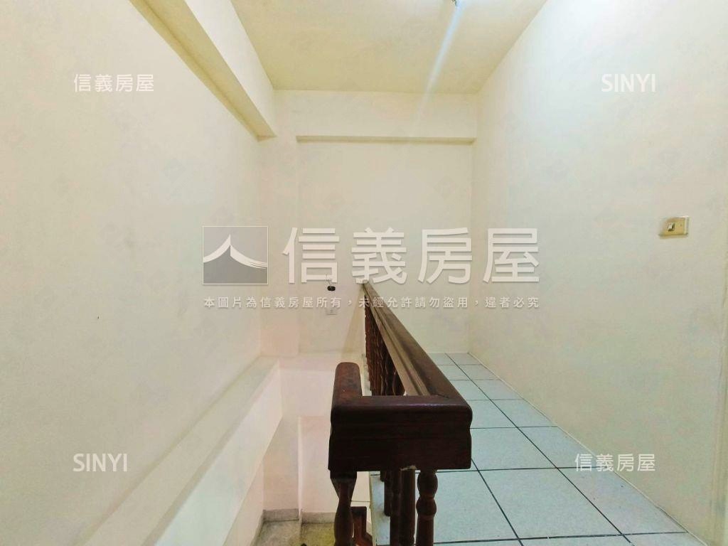 近和平國小樓店附車位房屋室內格局與周邊環境