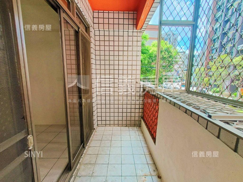近和平國小樓店附車位房屋室內格局與周邊環境
