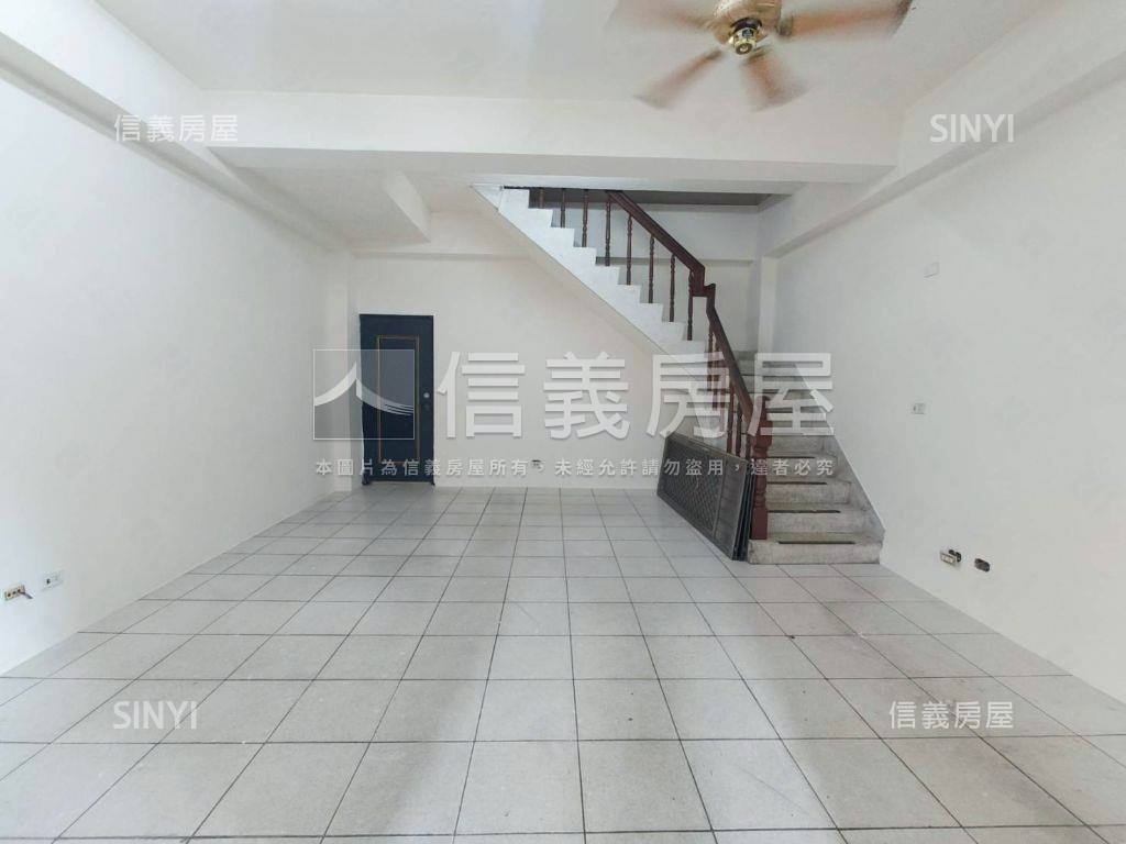 近和平國小樓店附車位房屋室內格局與周邊環境
