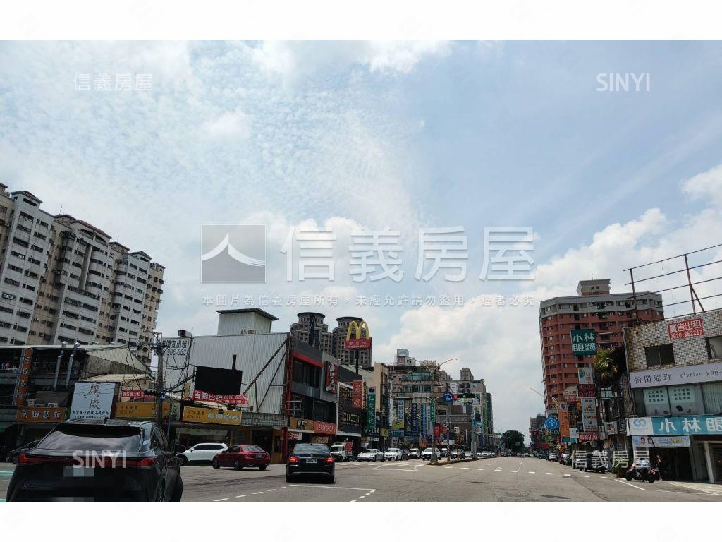 忠明南路旁優質樓店附車位房屋室內格局與周邊環境