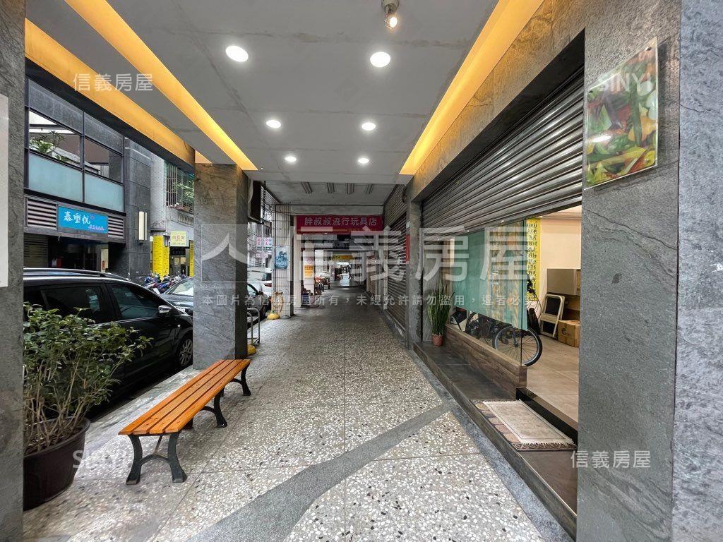 【店】明湖學校影城商圈房屋室內格局與周邊環境