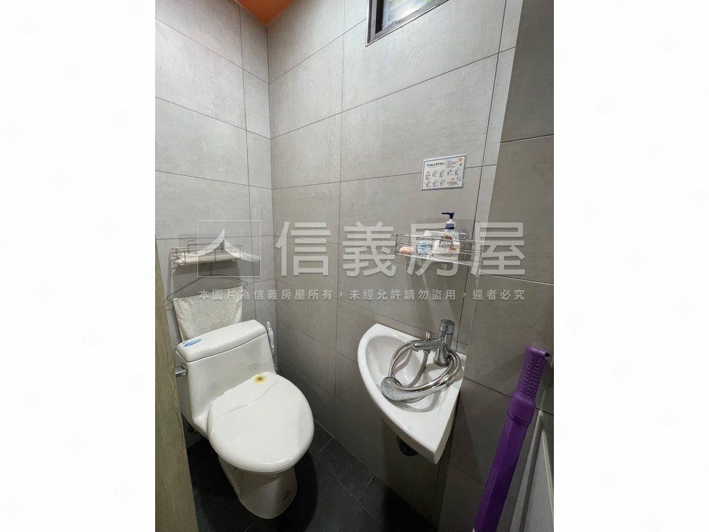 【店】明湖學校影城商圈房屋室內格局與周邊環境
