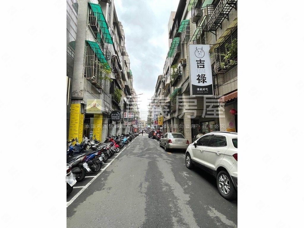 【店】明湖學校影城商圈房屋室內格局與周邊環境