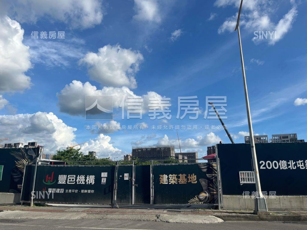 高樓層！北屯邊間兩房平車房屋室內格局與周邊環境