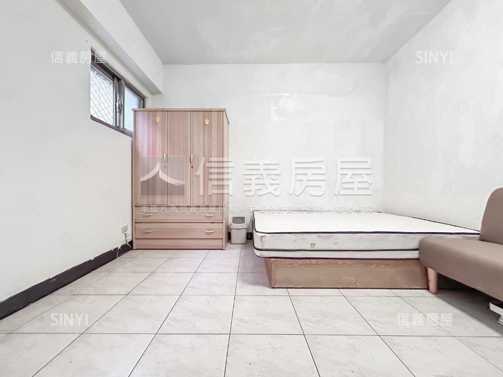 寧靜優質世貿１０１收租寶房屋室內格局與周邊環境