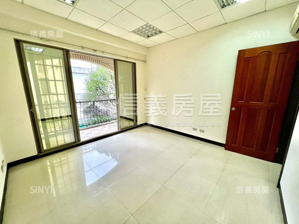 獨棟別墅●直潭七街大庭院房屋室內格局與周邊環境