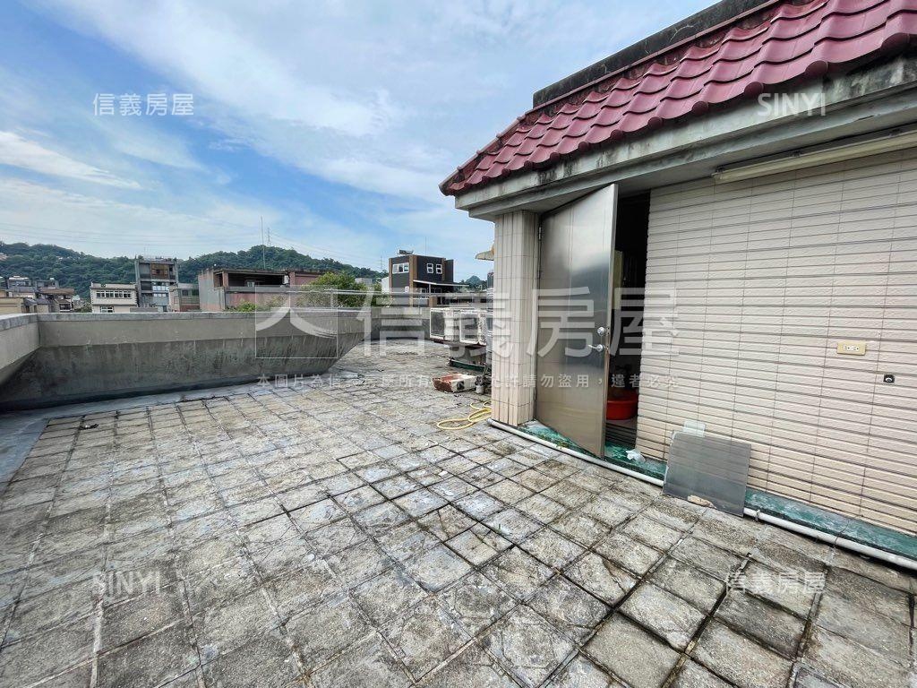 獨棟別墅●直潭七街大庭院房屋室內格局與周邊環境