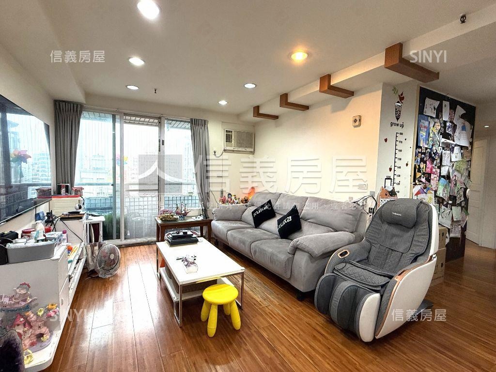 海華國家宮廷三房車位房屋室內格局與周邊環境