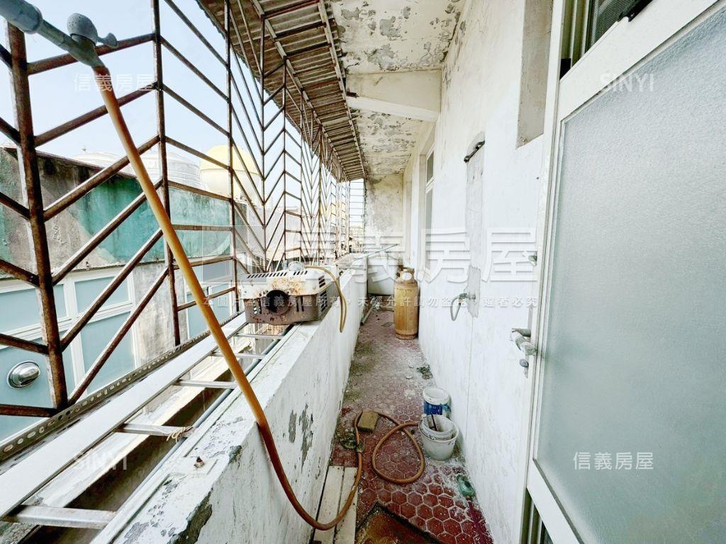 忠福河畔公園２房房屋室內格局與周邊環境