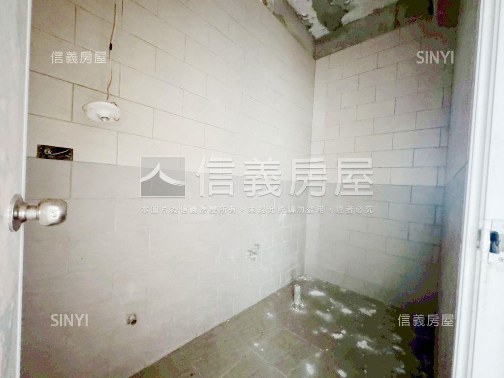 忠福河畔公園２房房屋室內格局與周邊環境